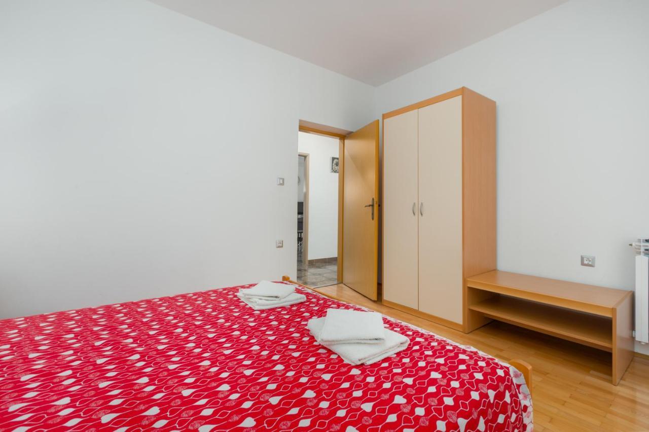 Apartments Maria Porec Exterior photo